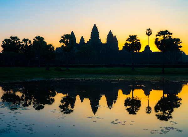 Angkor Wat 8-09 am.jpg