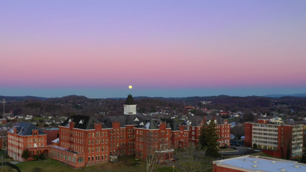 Virginia Intermont Moon Rise Near.png